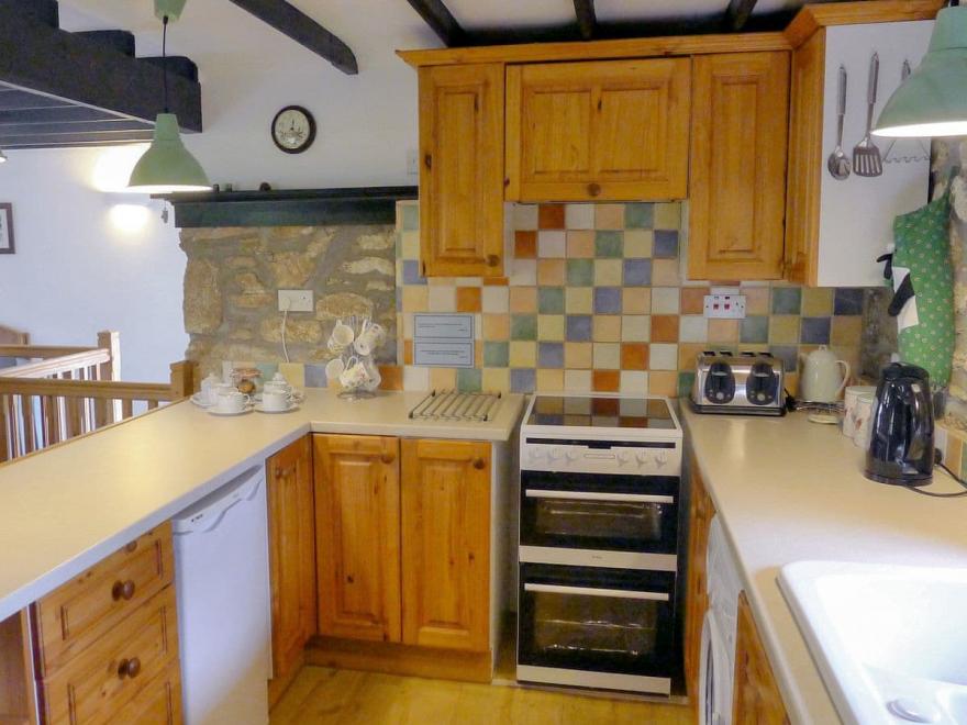 Owl Cottage - UKC4030