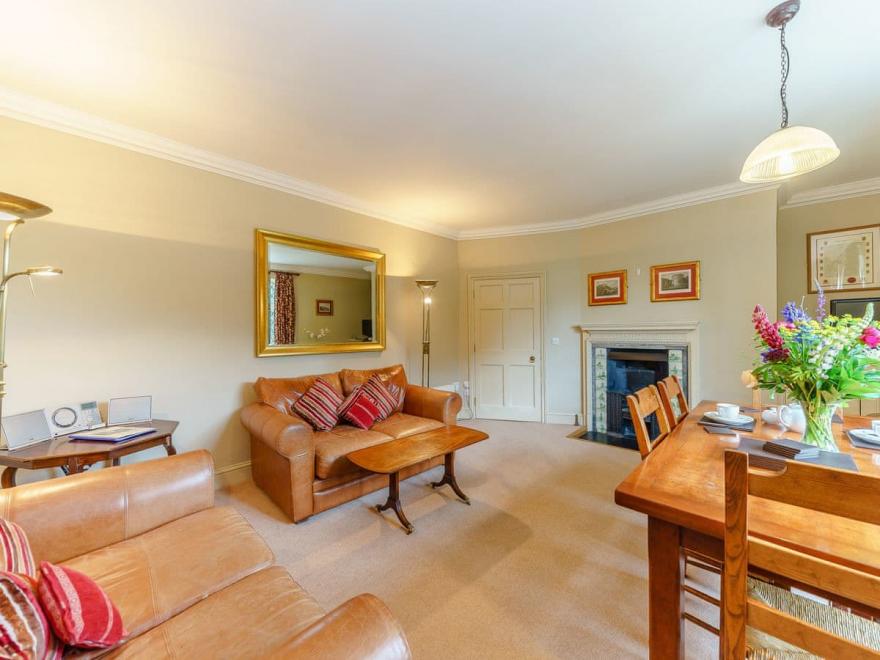 Sir Henry Sidney-UKC4033