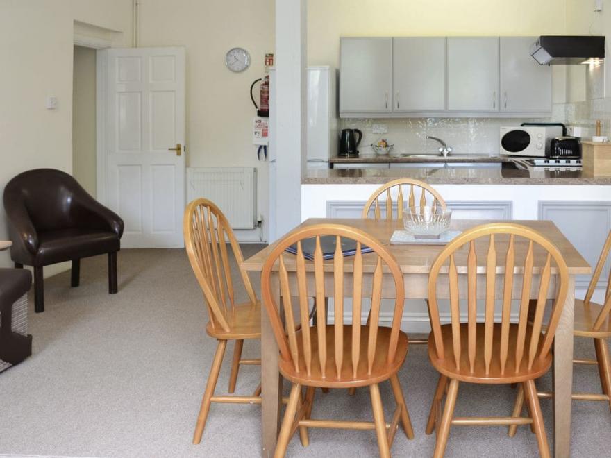 Gamekeepers - UKC4041