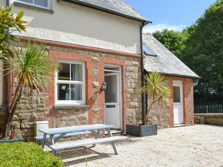 Gamekeepers - UKC4041