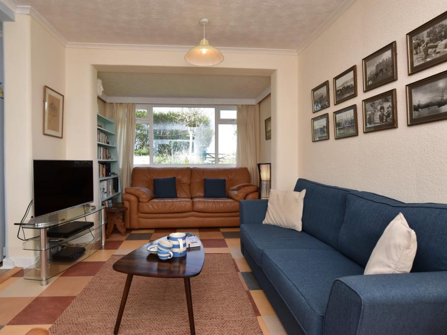 Bungalow in Lanteglos-by-Fowey, South Cornwall
