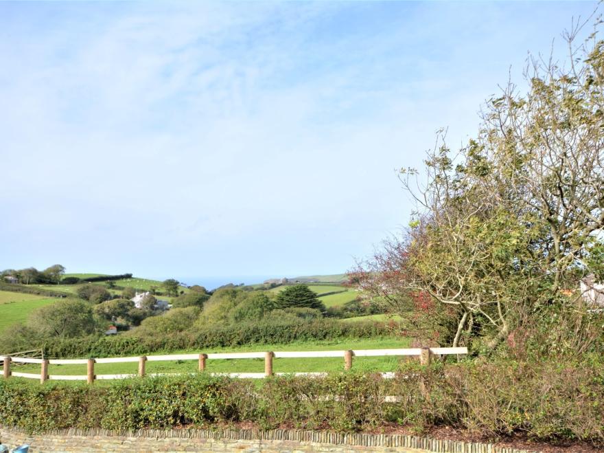House in Crackington Haven, North Cornwall