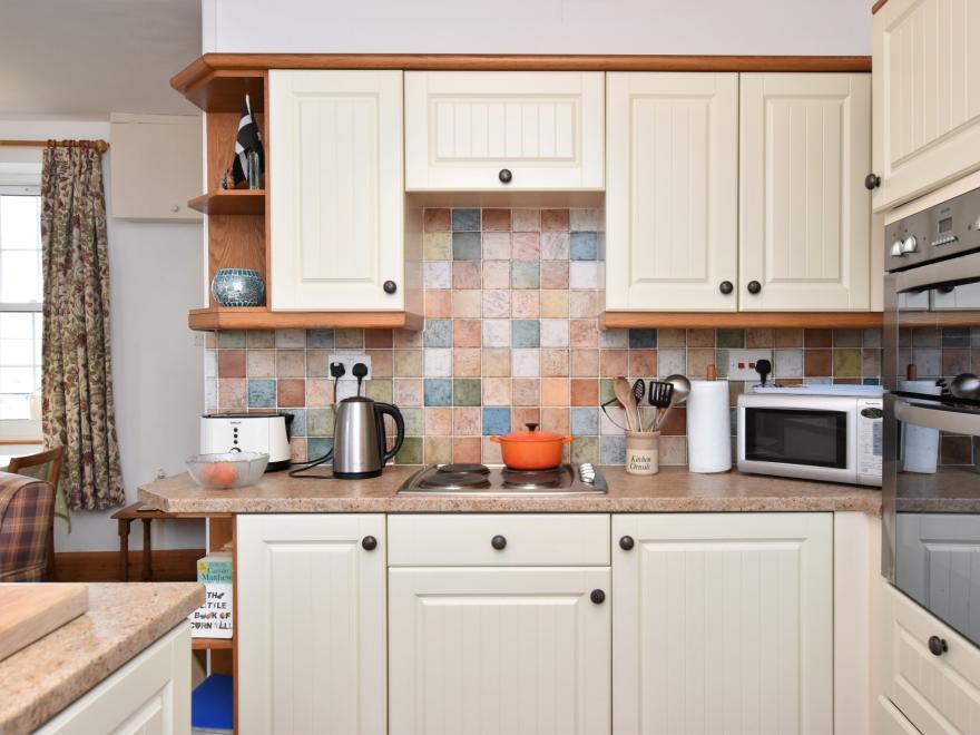 Cottage in Polruan, South Cornwall