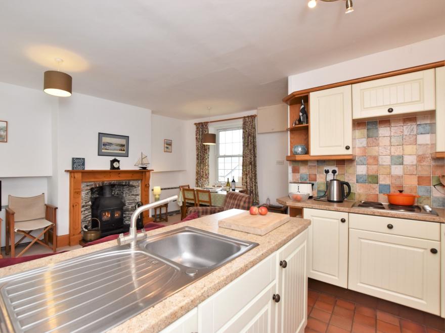 Cottage in Polruan, South Cornwall