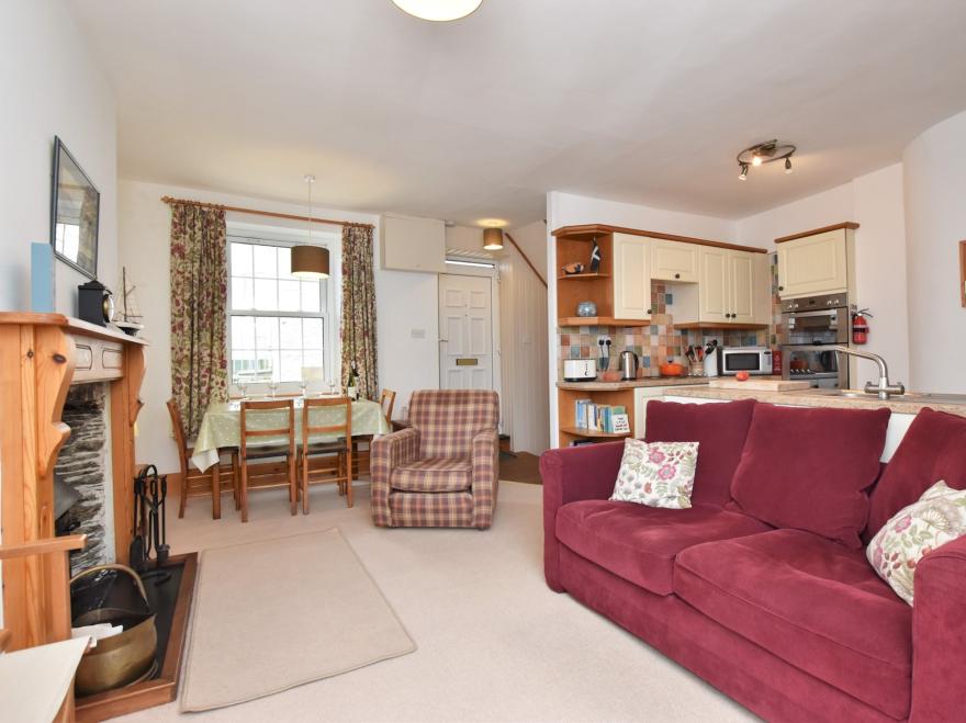 Cottage in Polruan, South Cornwall