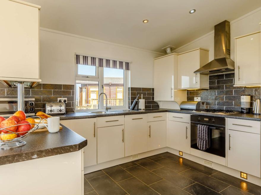 Cottage in Millbrook, South Cornwall