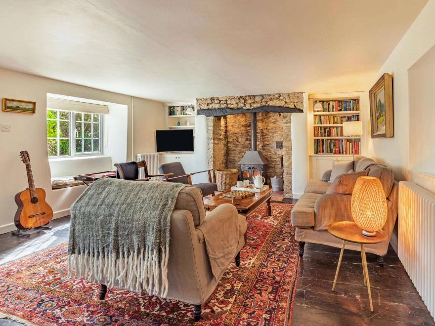 Cottage in Burton Bradstock, Dorset