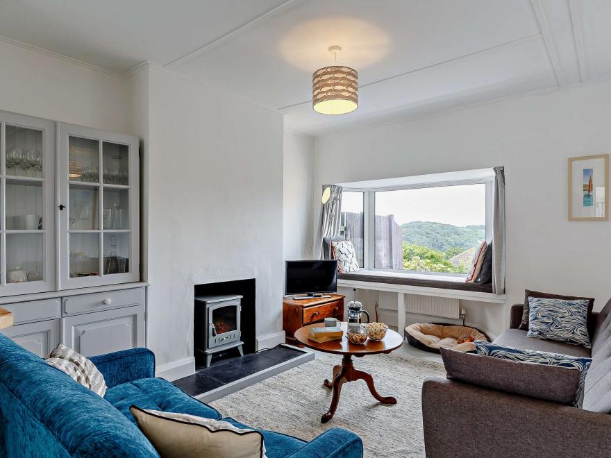 Bungalow in Polruan, South Cornwall