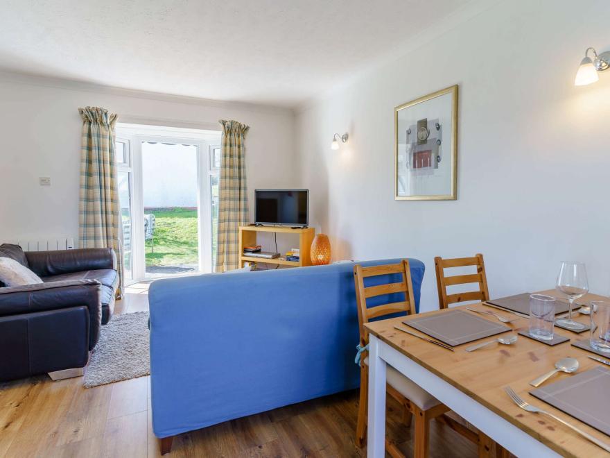 Cottage in Aberporth 1ml SW), West Wales