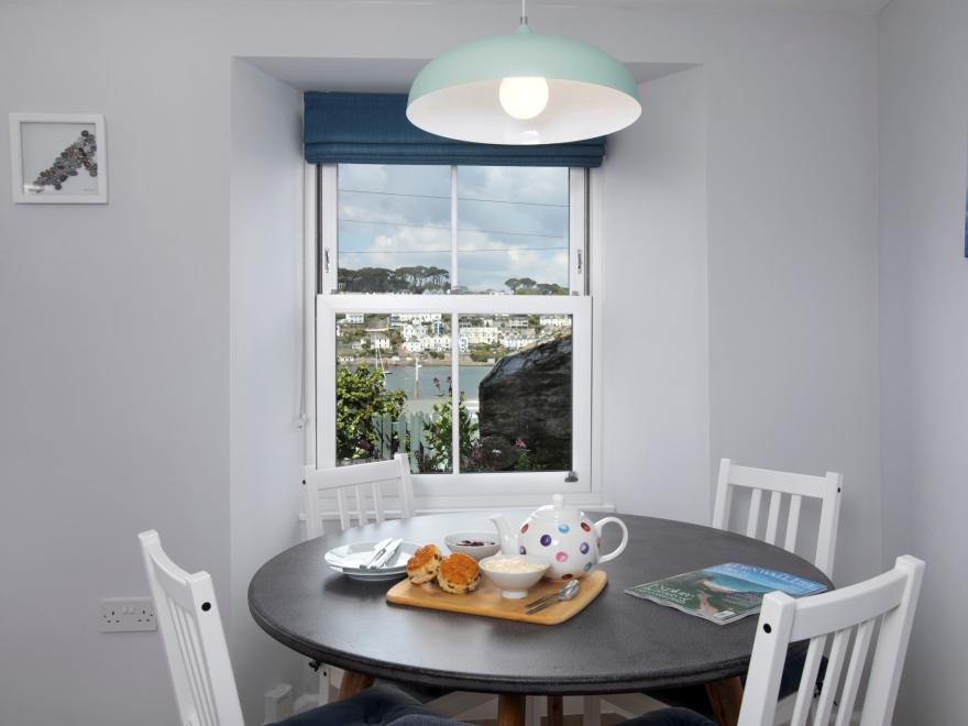 Cottage in Polruan, South Cornwall