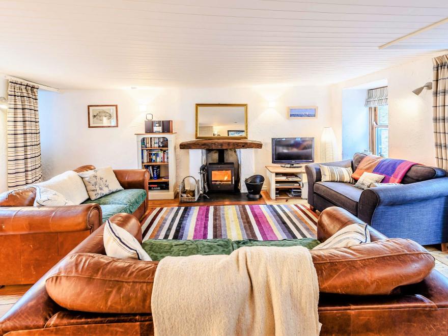 Cottage in Mousehole, West Cornwall
