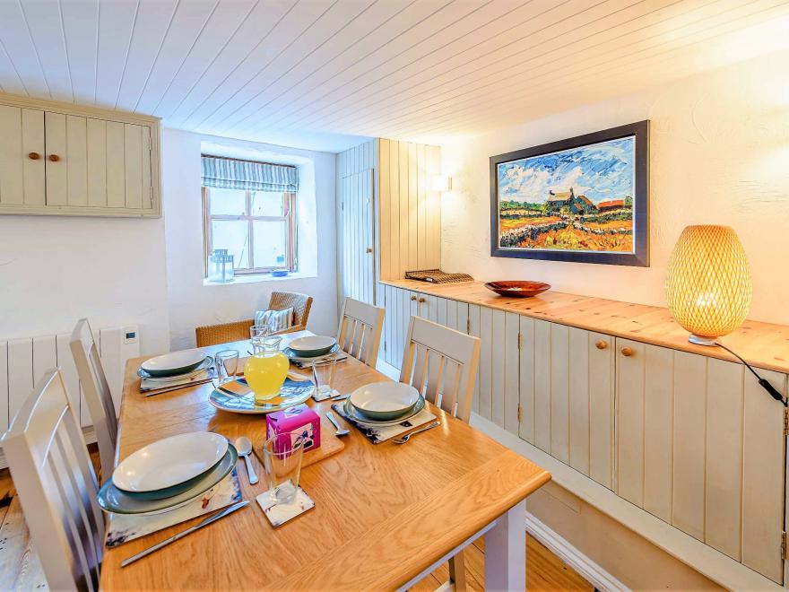 Cottage in Mousehole, West Cornwall
