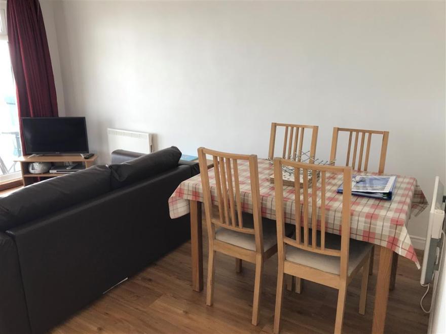 Apartment in Saundersfoot, West Wales