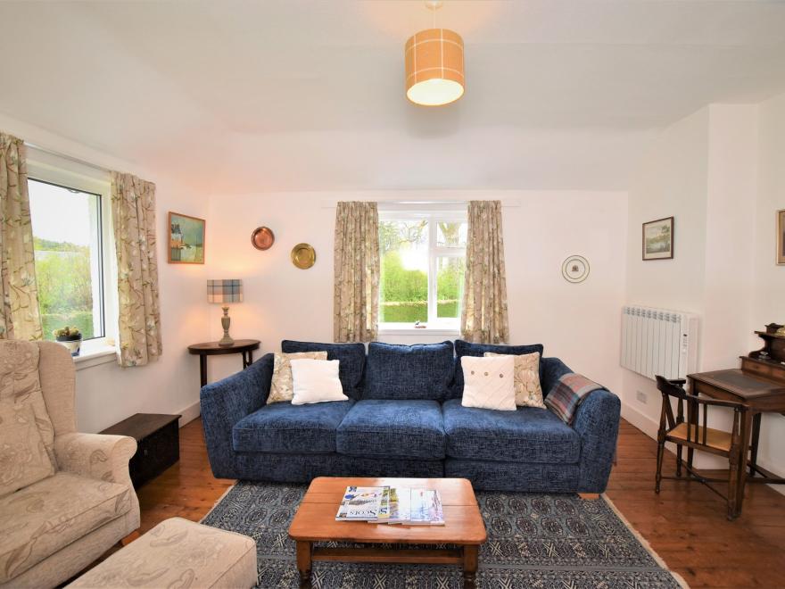 Cottage in Kirriemuir, Angus
