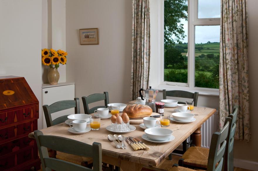 Cottage in Talybont-on-Usk, Mid Wales