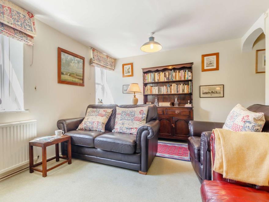 Cottage in Talybont-on-Usk, Mid Wales