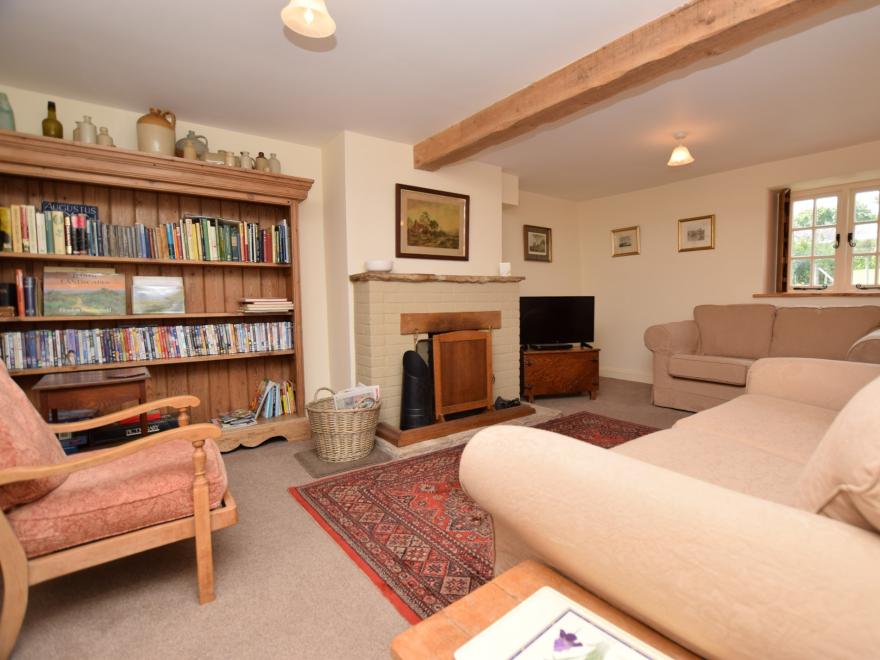 Cottage in Whitcombe, Dorset