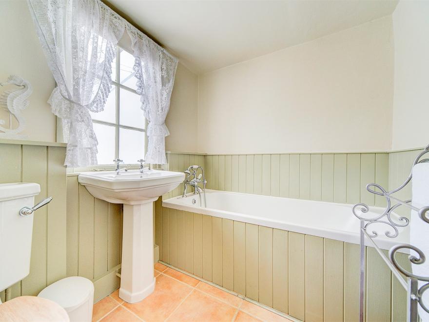 Cottage in Borthwood, Isle of Wight