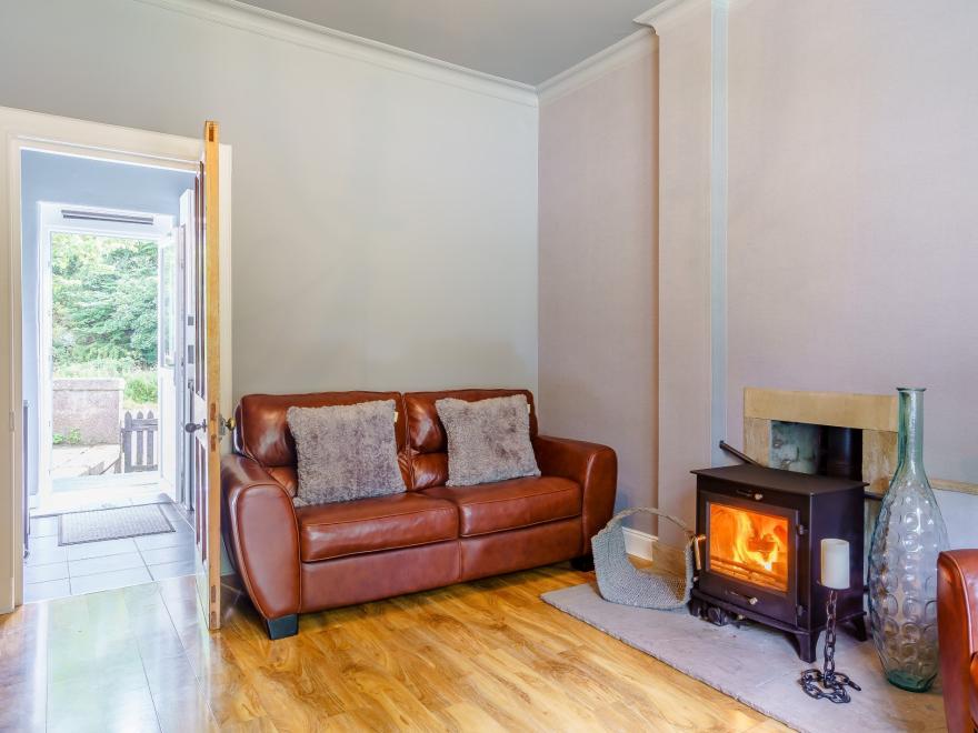 Cottage in Dechmont, Edinburgh and Lothians