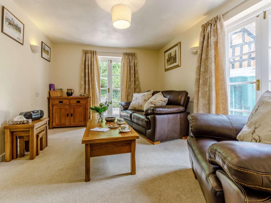 Bungalow in Tewkesbury, Worcestershire