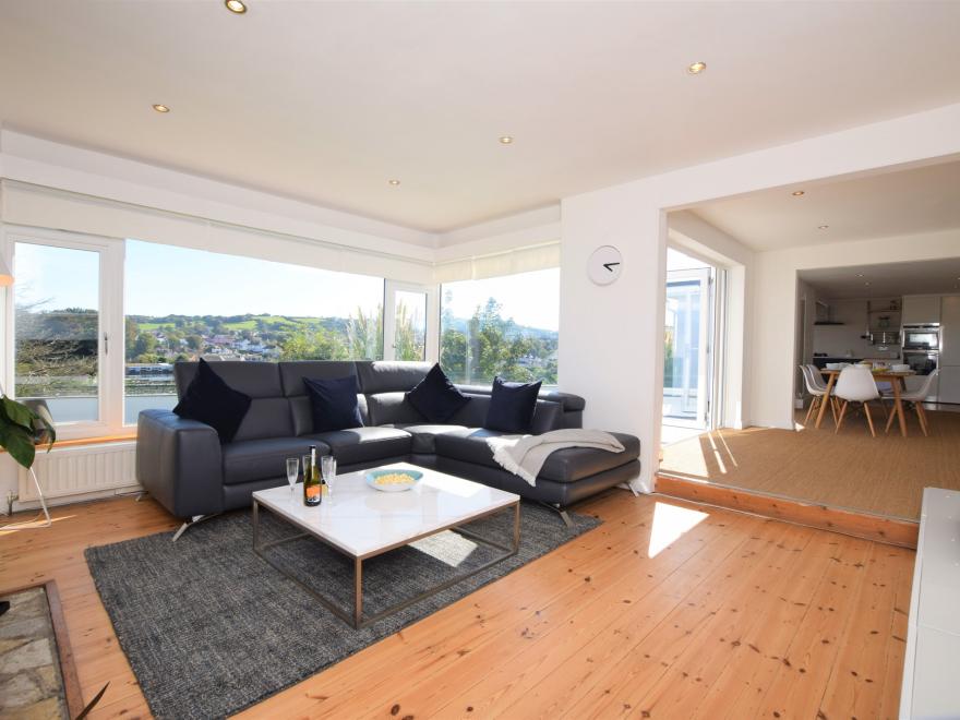 Bungalow in Brixham, South Devon