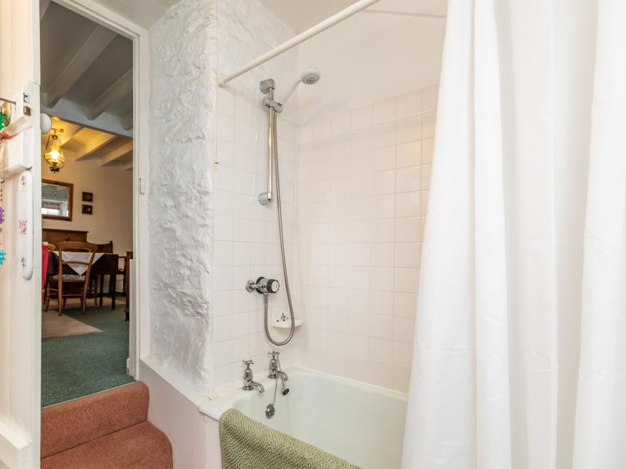 Cottage in Polruan, South Cornwall