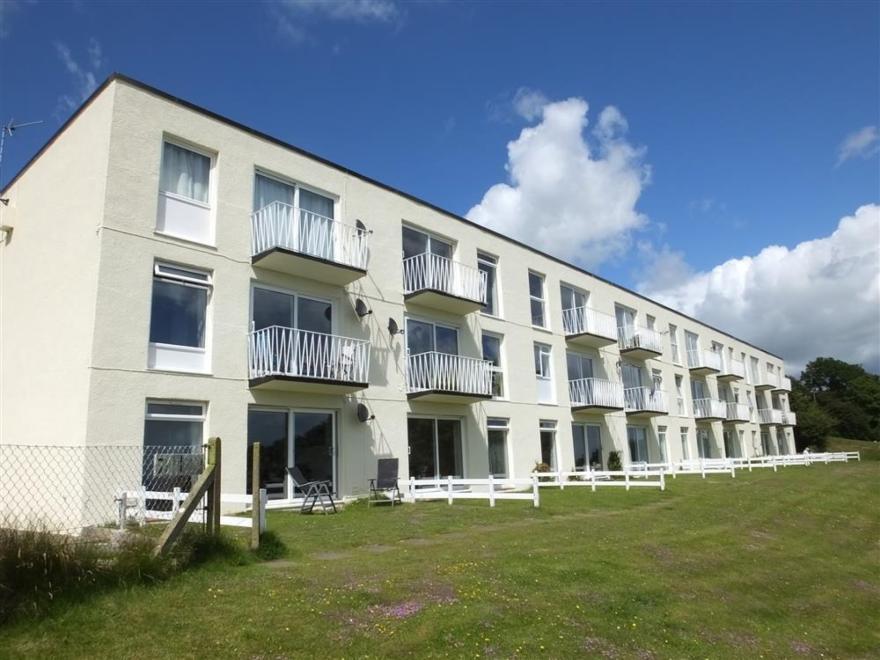Apartment in Freshwater East, West Wales