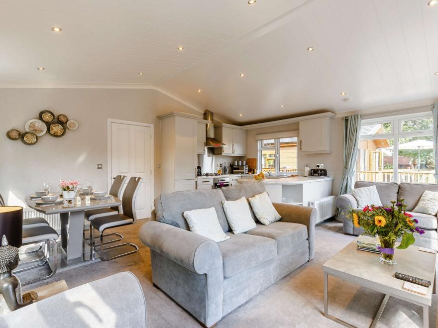 Log Cabin in Okehampton, Mid and East Devon