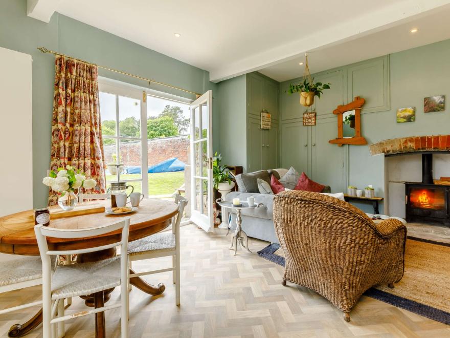 Cottage in Minterne Magna, Dorset
