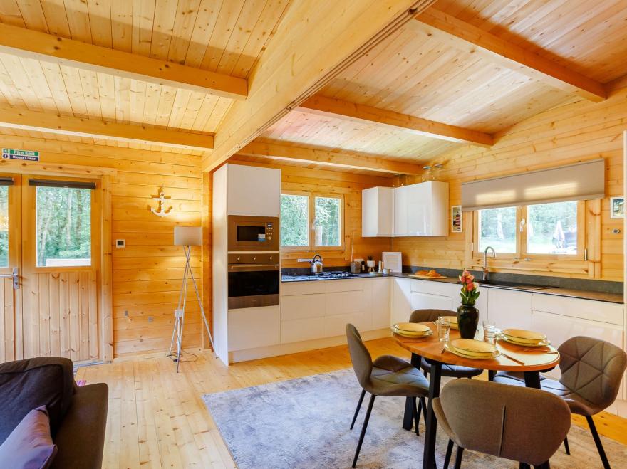 Log Cabin in Widemouth Bay, North Cornwall