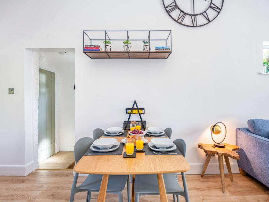 Bungalow in Sway, Hampshire