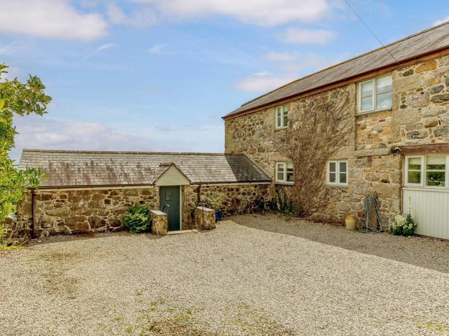Barn in Marazion, West Cornwall