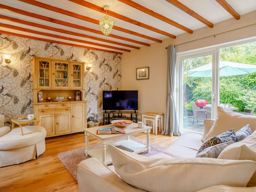 Cottage in Kidwelly 3.5 miles SW, West Wales