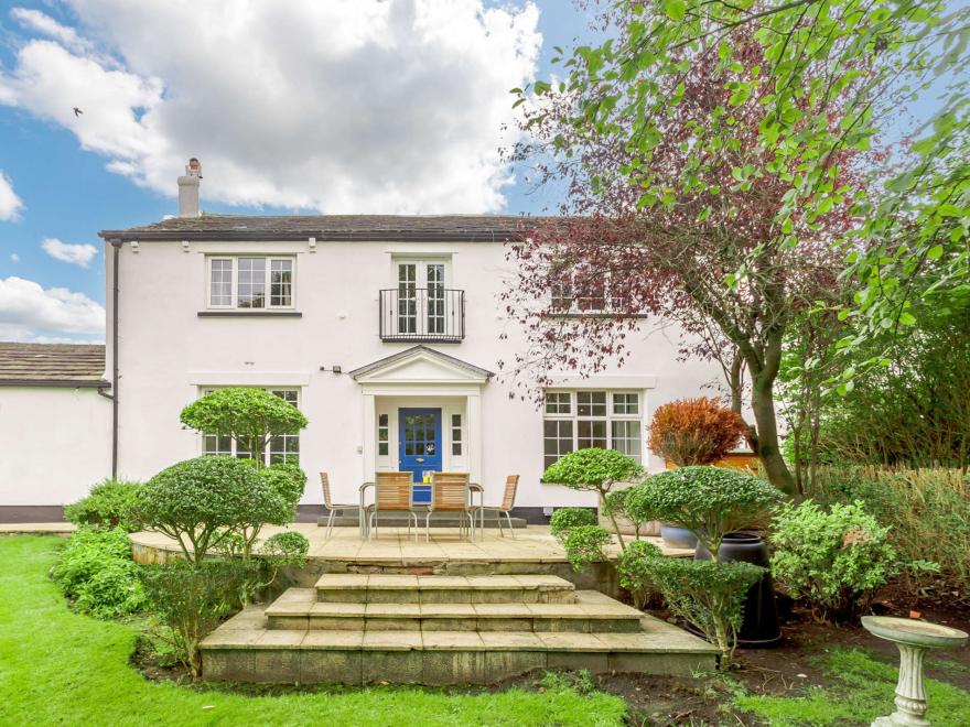 Cottage in Milnrow, Lancashire