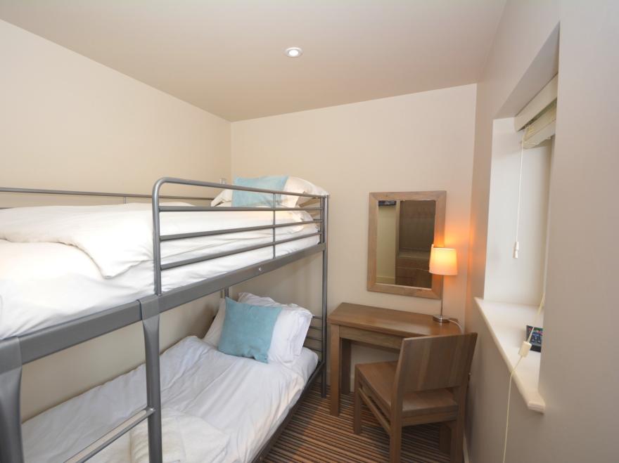 Apartment in Saundersfoot, West Wales