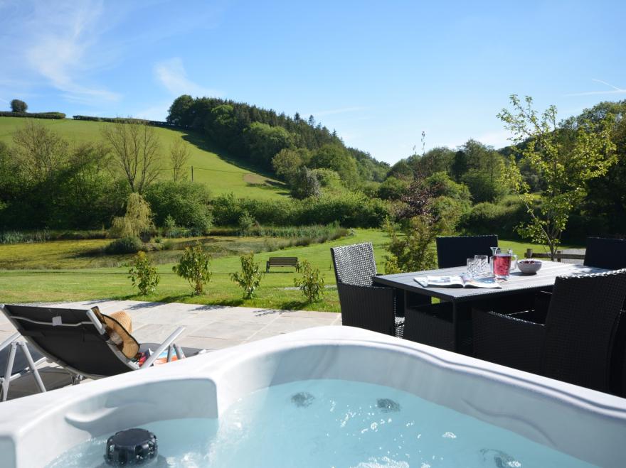 Cottage in Tiverton, Mid and East Devon