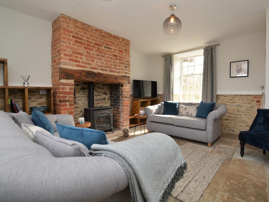 Cottage in Burton Bradstock, Dorset