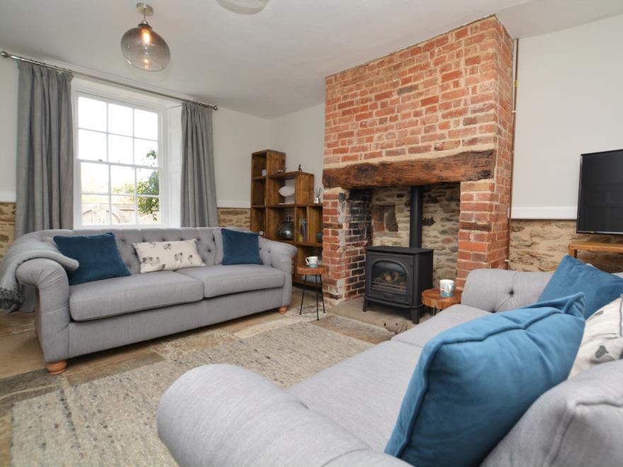 Cottage in Burton Bradstock, Dorset