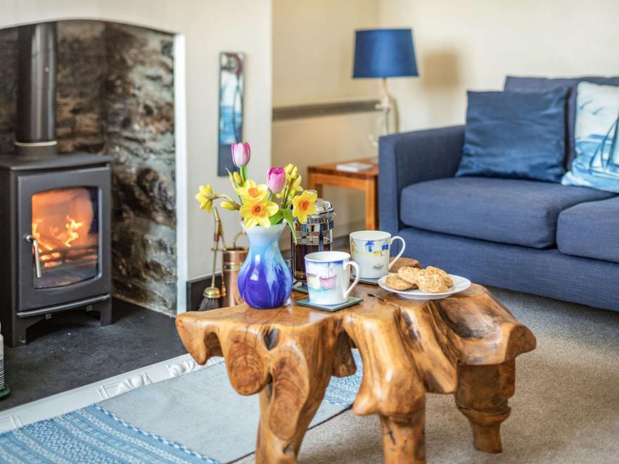 Cottage in Whitsand Bay, South Cornwall
