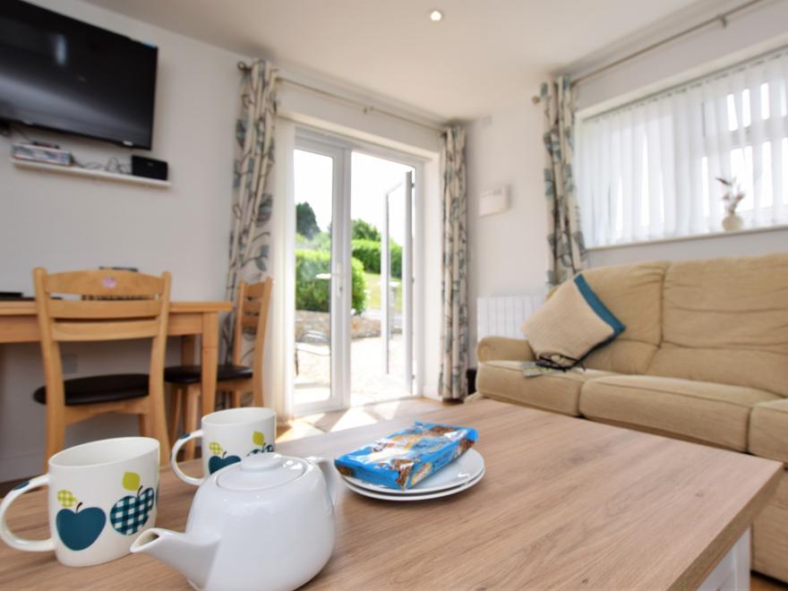 Bungalow in Lyme Regis, Mid and East Devon
