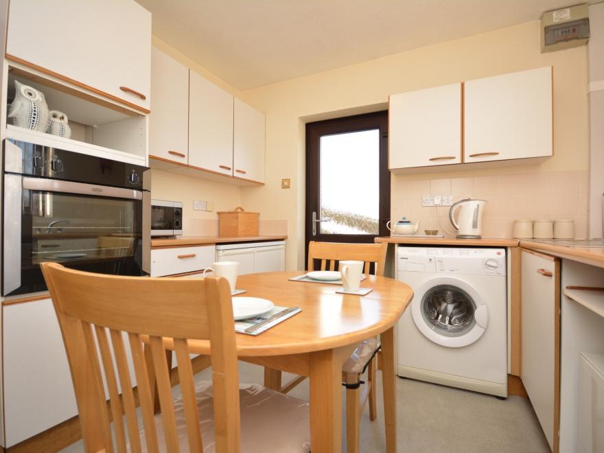 Bungalow in Saundersfoot, West Wales
