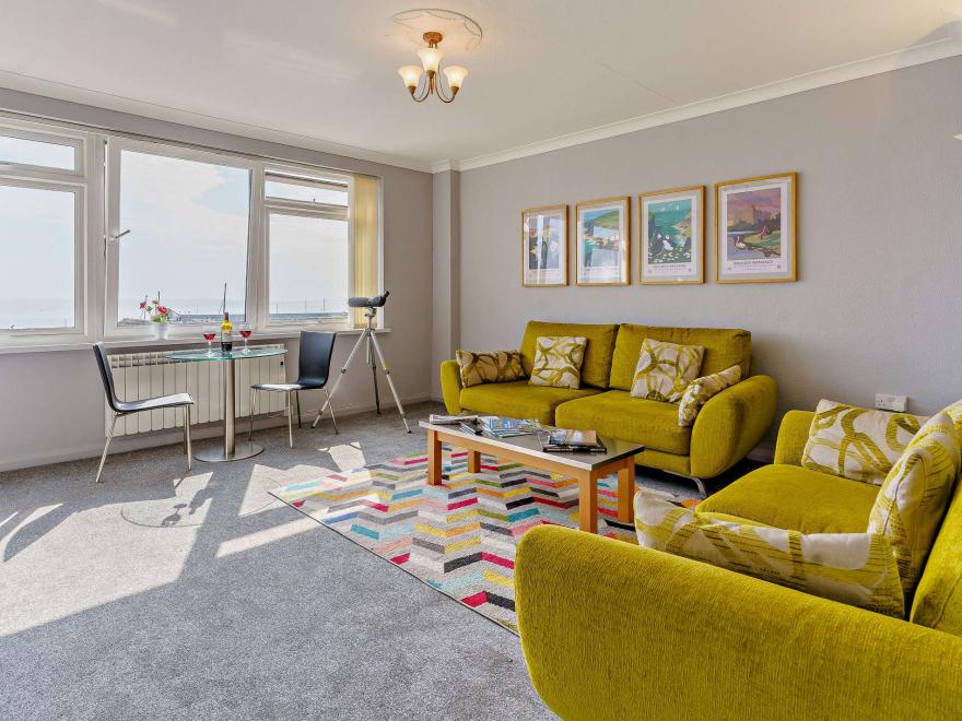 Apartment in Saundersfoot, West Wales