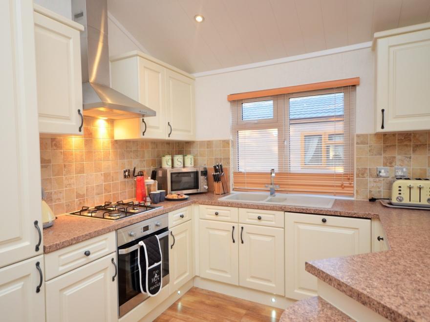 Log Cabin in Okehampton, Mid and East Devon