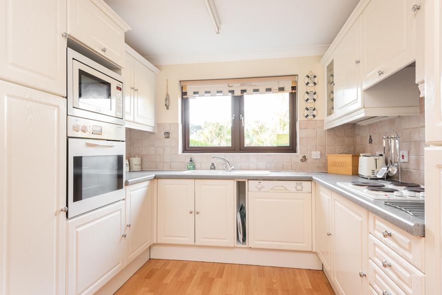 55 Upper Maen Cottage