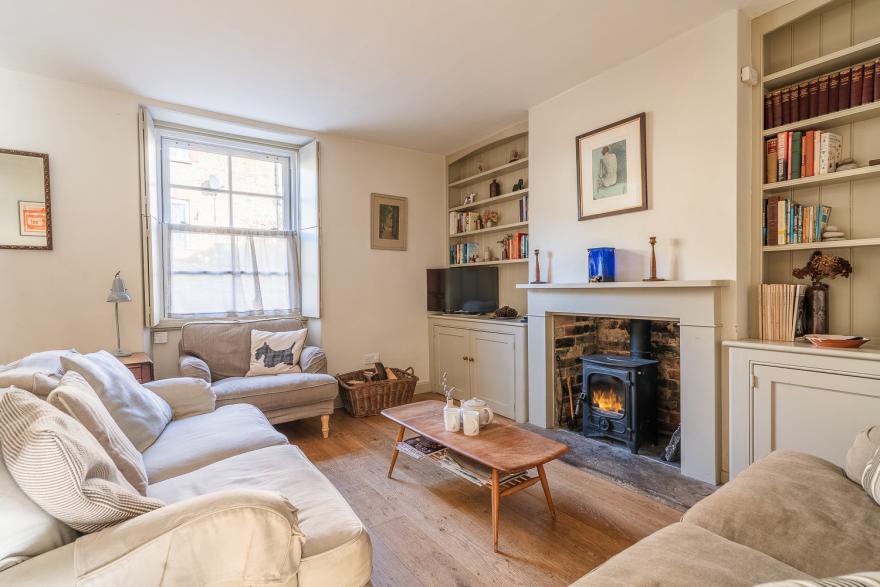 Holly Cottage
