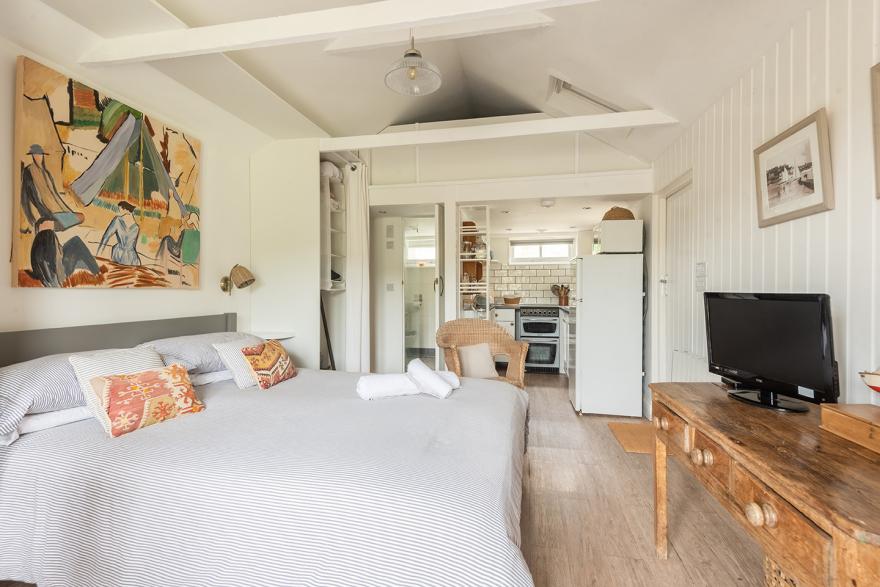 Manor Cottage Cabin