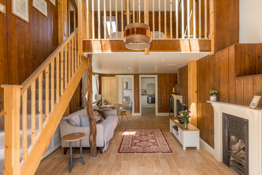 Horseshoe Cottage
