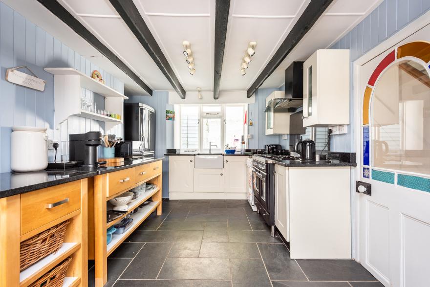 Bridgend House