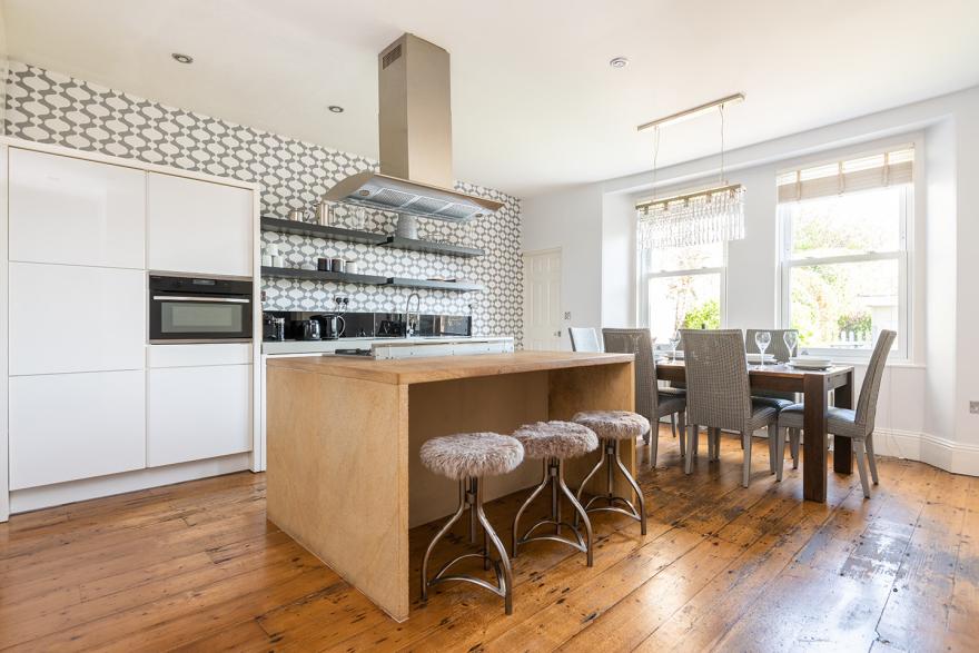 Number 1, Thurlestone Court