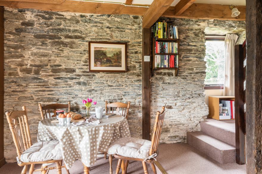 Cob Loaf Cottage